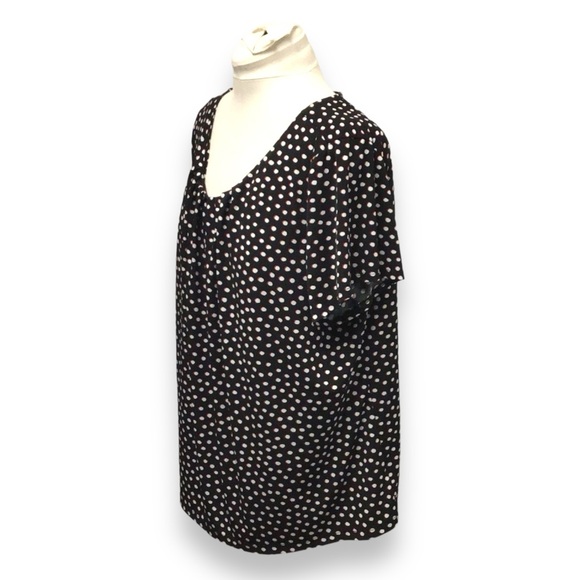 Liz Claiborne Career Woman Pleated Scoop Neck Polka Dot Blouse, Black, sz 3X - Picture 2 of 10